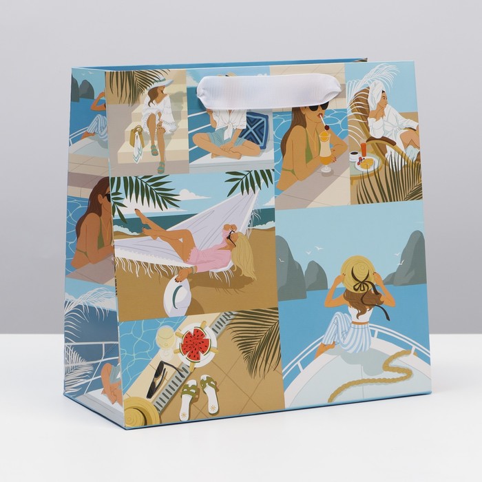 Пакет ламинированный квадратный «Круиз», 22 × 22 × 11 см